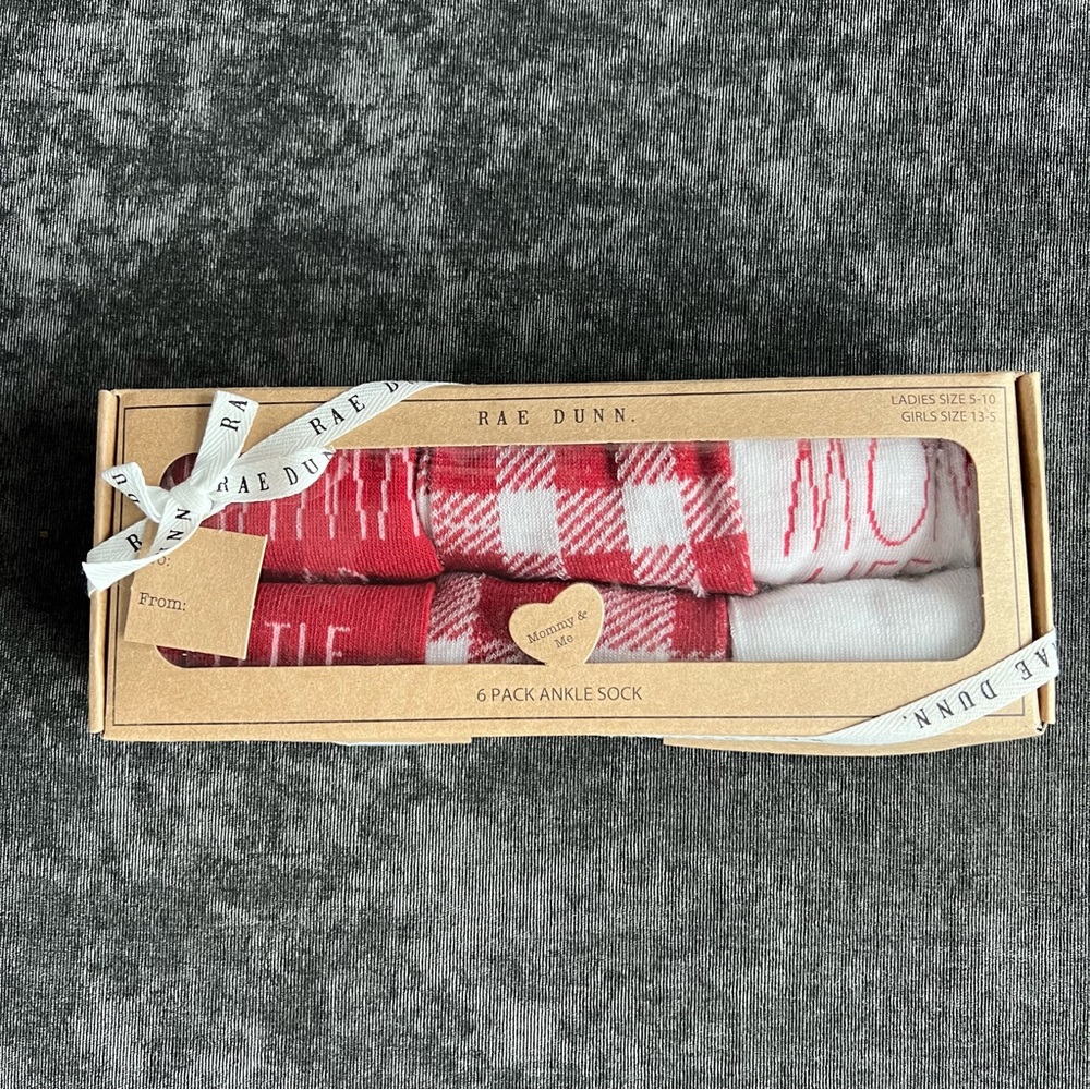 NWT Rae Dunn Mommy and Me Sock Set of 6
